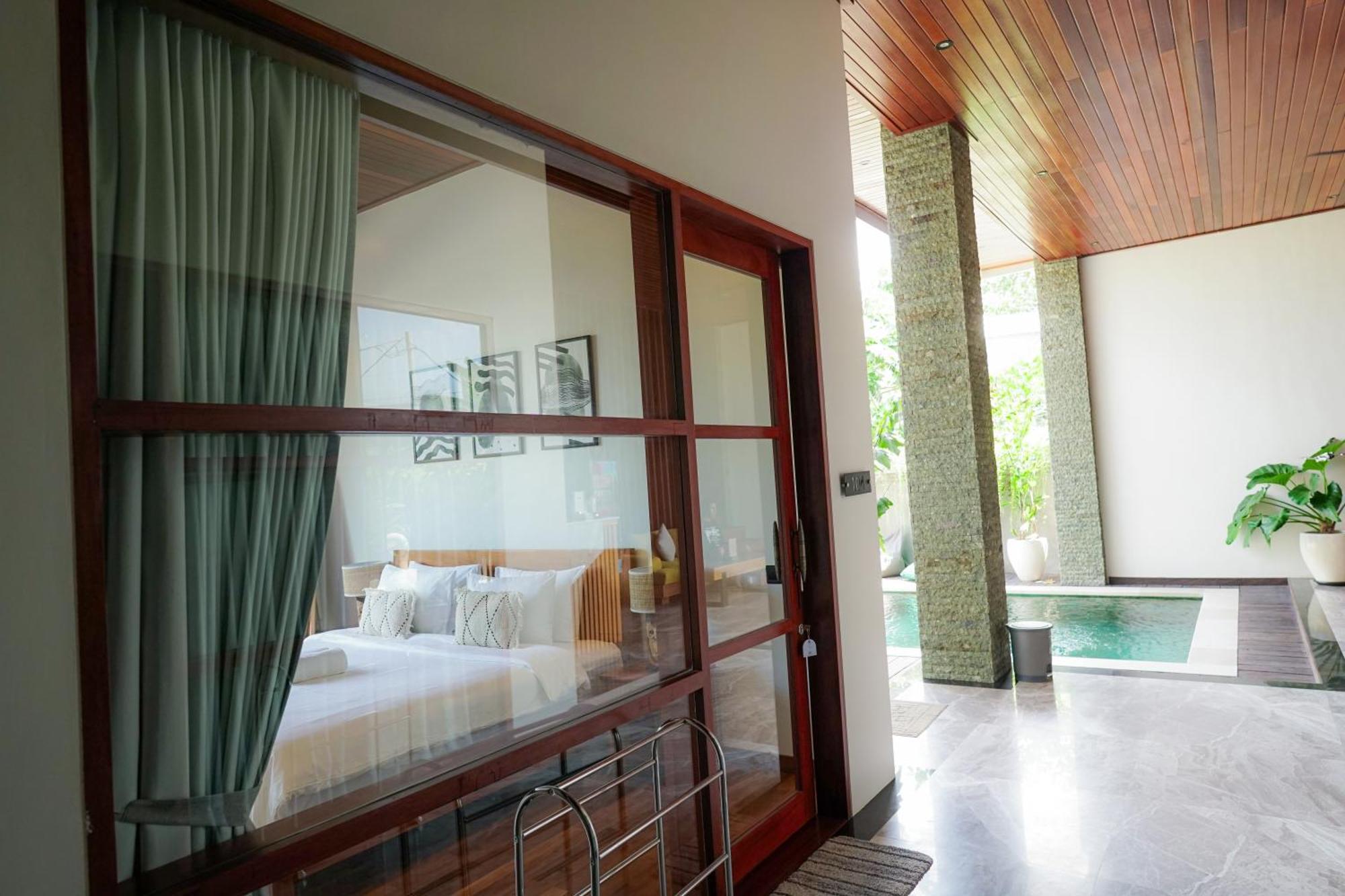 Tropical Beach House Bali Seminyak  Bagian luar foto