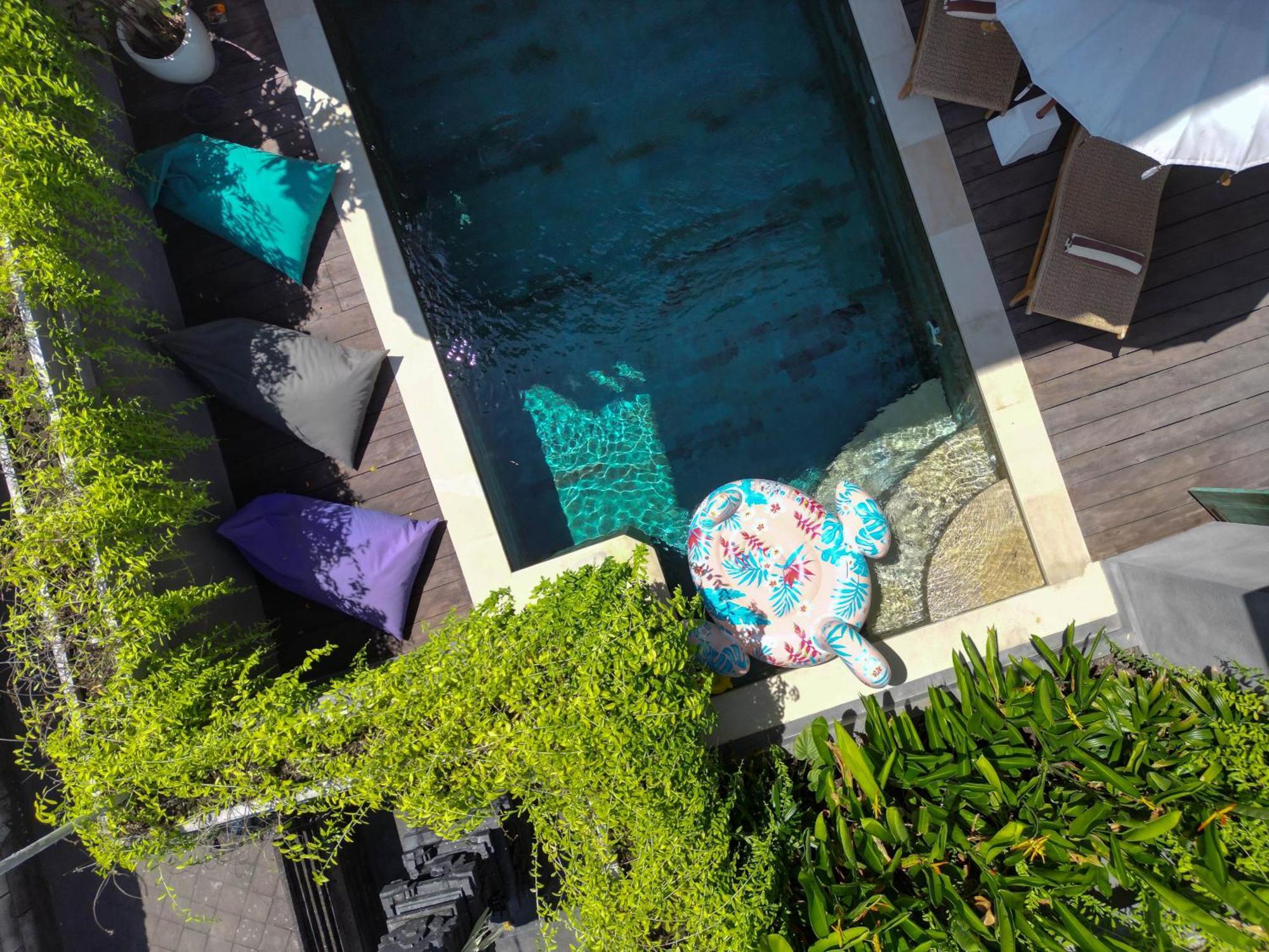Tropical Beach House Bali Seminyak  Bagian luar foto
