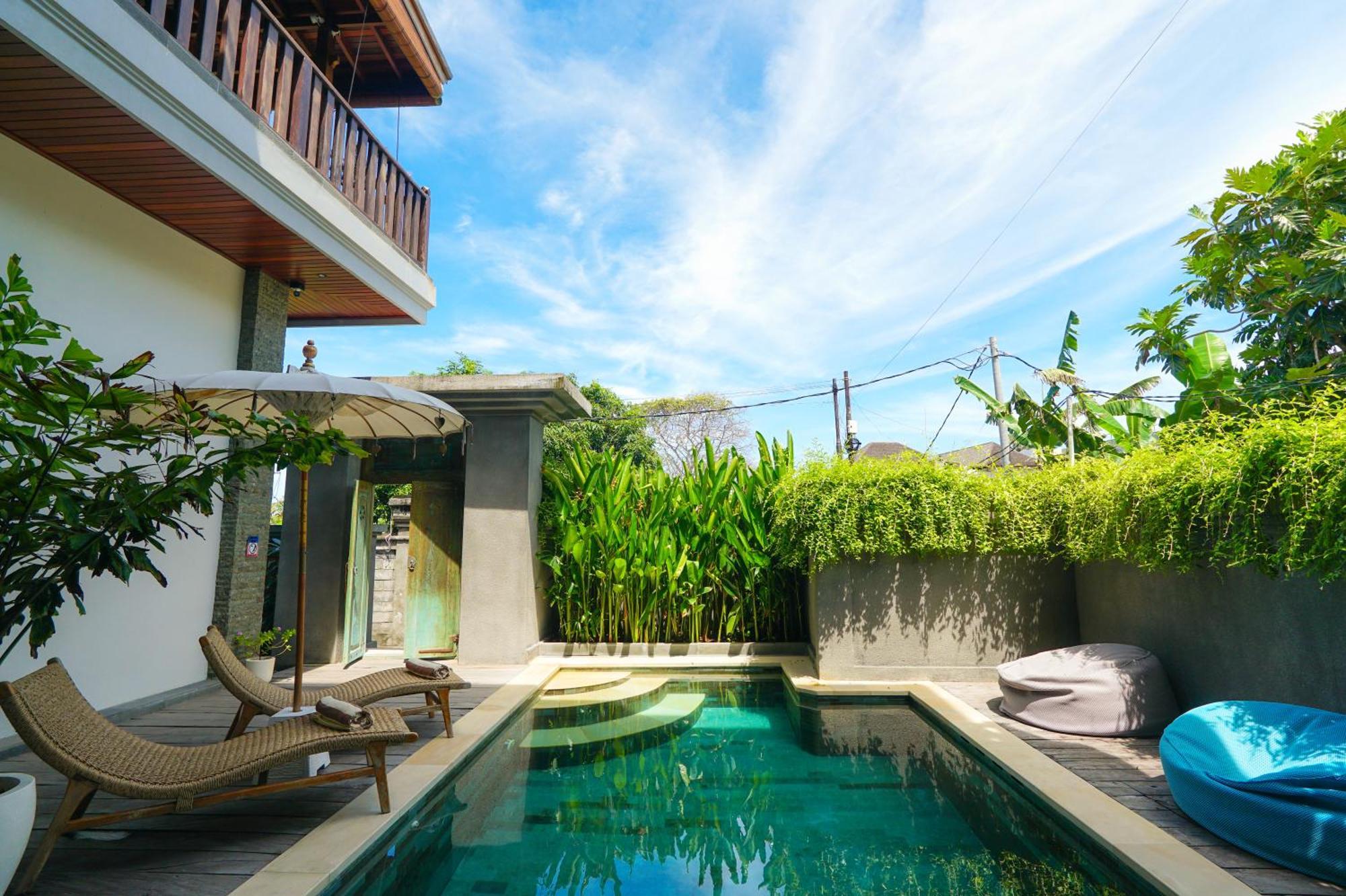Tropical Beach House Bali Seminyak  Bagian luar foto